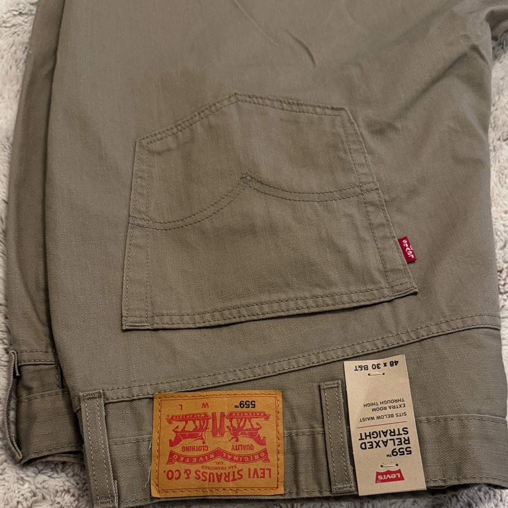 Levi's Men's Olive Cargo Shorts
